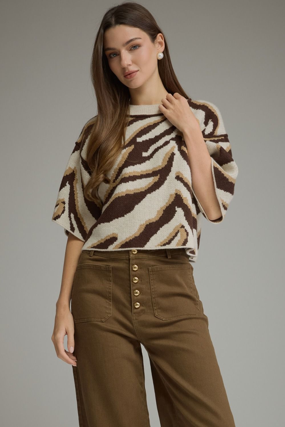 Animal Print Short Sleeve Sweater
